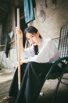 三年全集免费观看1 - 46集！你知道在哪能看吗？